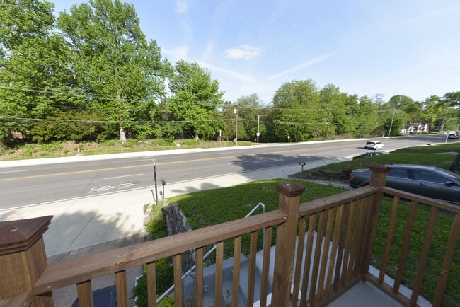 Building Photo - 1275 N Florissant Rd