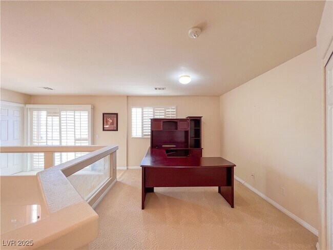 Building Photo - 6586 Shadow Cove Ave