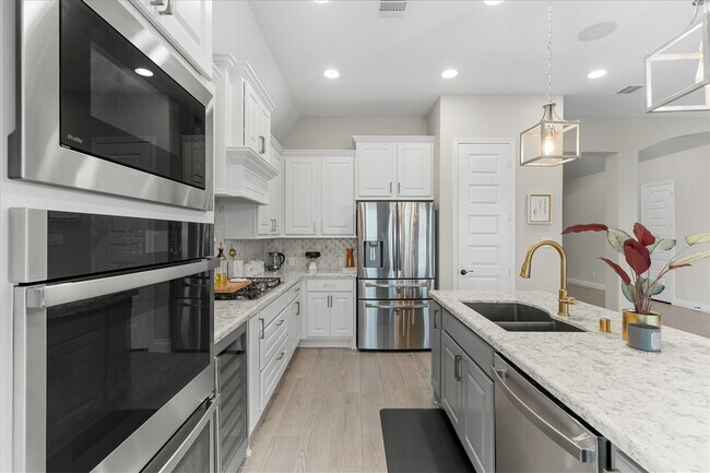 Building Photo - 28703 Bella Leigh Ct