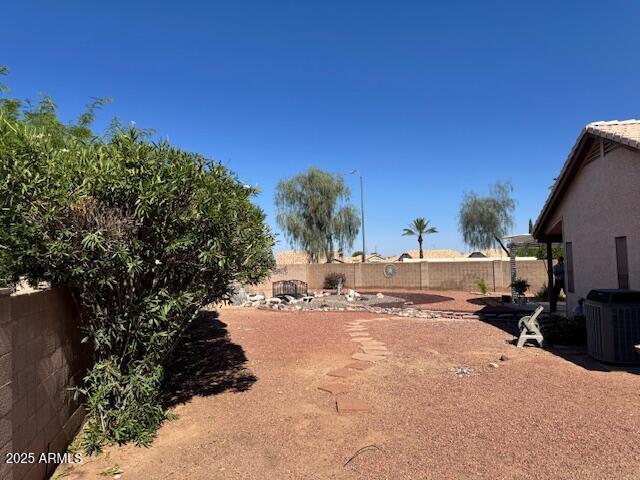 Building Photo - 10659 W Yukon Dr