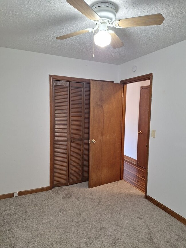 Building Photo - Splendid Garden Cottage in Lugoff, SC!