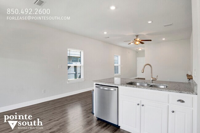 Building Photo - 12295 Pinfish Rd