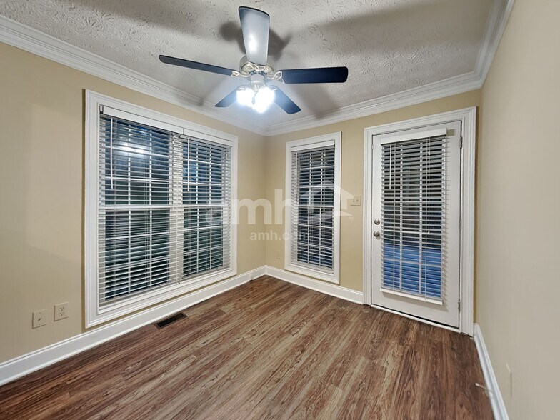 Building Photo - 1222 Joe Brogdon Ln