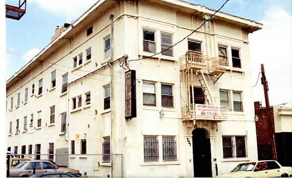 Building Photo - Garland