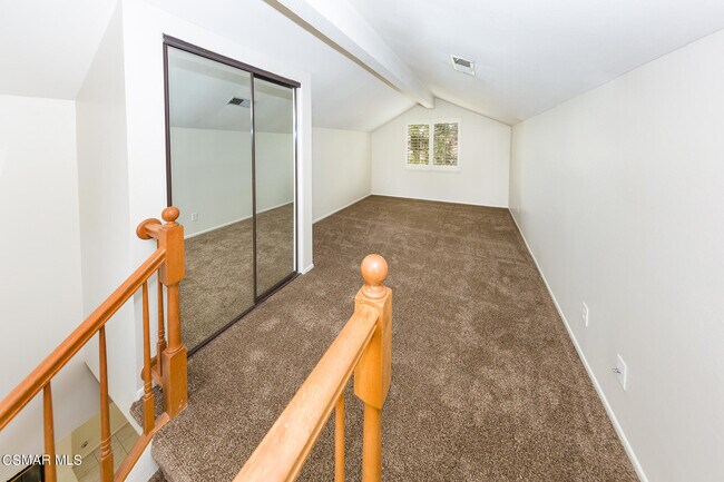 Building Photo - 6801 Pala Mesa Dr