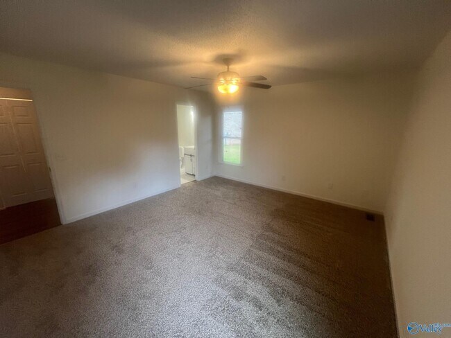 Building Photo - 111 Cepha Dr