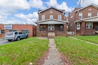 Building Photo - 2714 Hampton Ave