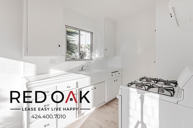 Building Photo - 19148 Sherman Way