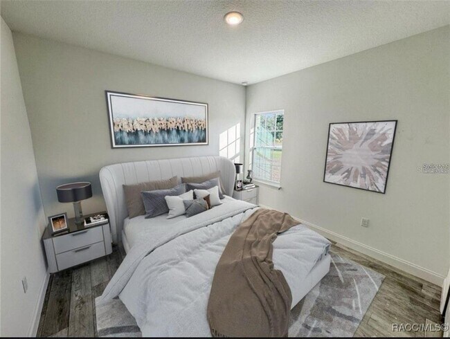 Building Photo - 8908 N Gilovu Dr