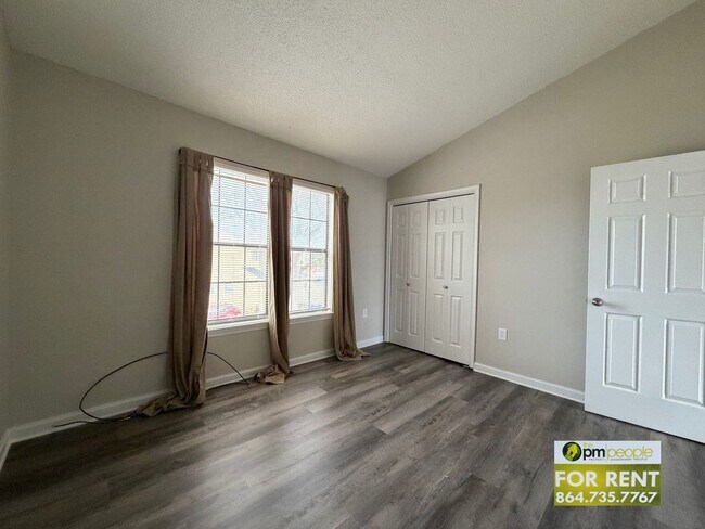 Building Photo - 3 Pointer Ln