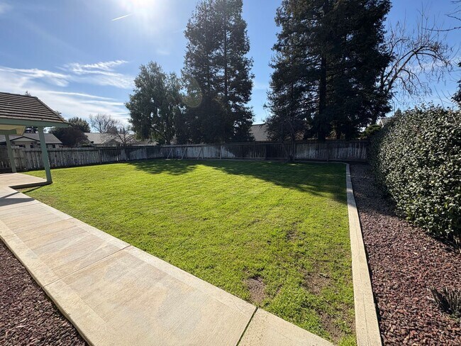 Building Photo - Corner lot home near Schroth Park Availabl...