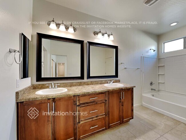 Building Photo - 14789 W Alexandria Way
