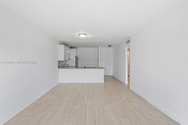 Building Photo - 4920 NW 79th Ave