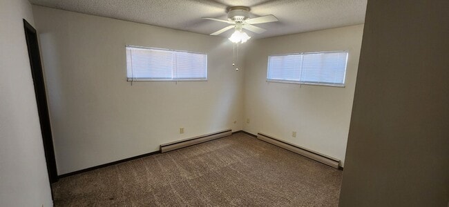 Building Photo - 2253 Turquoise Dr