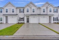 Building Photo - ***MOVE-IN SPECIAL*** $500 OFF OF YOUR FIR...