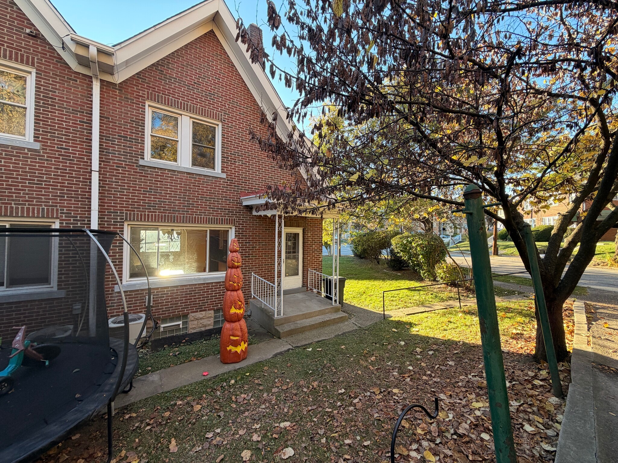 Building Photo - 248 Beverly Rd