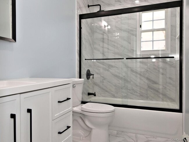 Building Photo - 47 Henry Ave