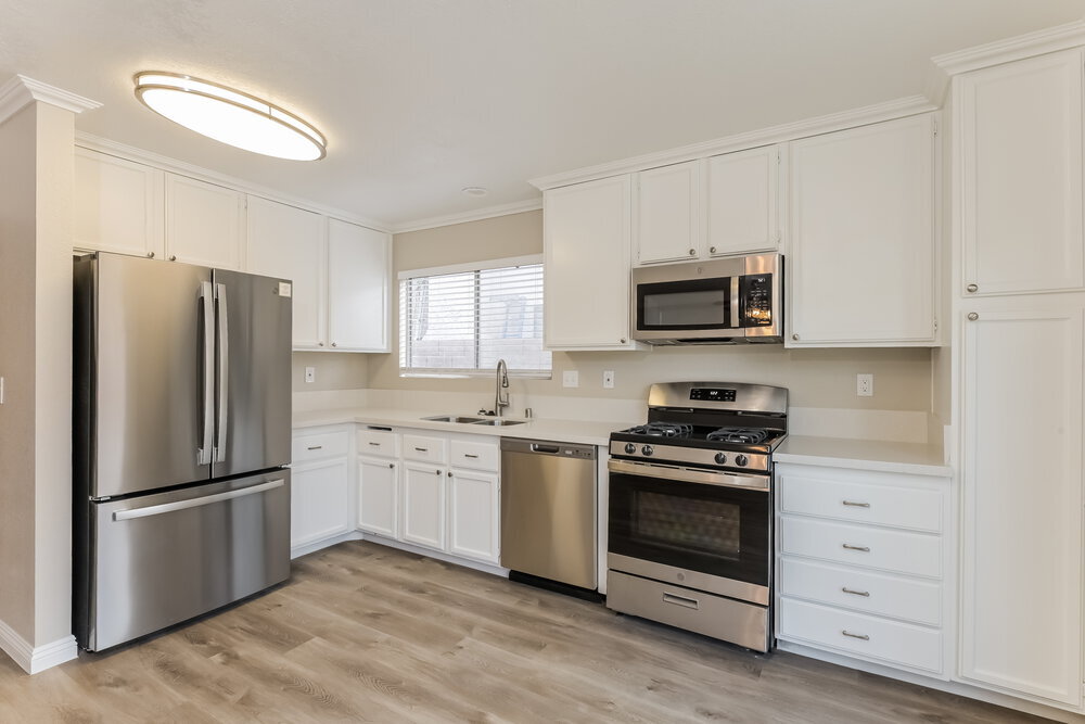 Building Photo - 2562 Machado Dr