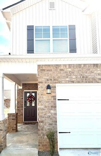 Building Photo - 7559 Discovery Pt Dr NW