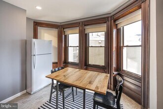 Building Photo - 1620 Mt Vernon St