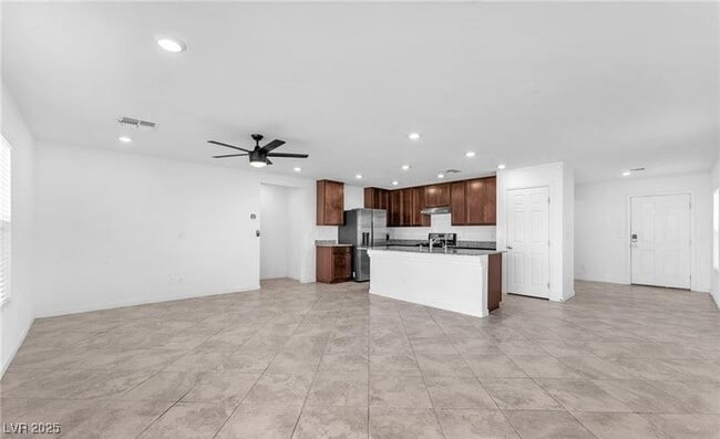 Building Photo - 8106 Guadiano Ave