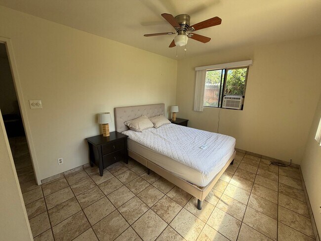 Building Photo - 42 Waikalani Pl