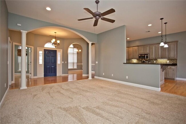 Building Photo - 5304 S 44th St