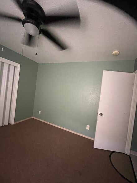 Primary Photo - 12066 Idaho Ave