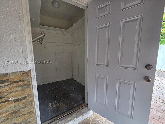 Building Photo - 14326 SW 177th Terrace