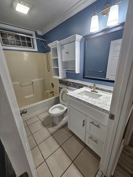 Building Photo - 204 Brandywine Rd