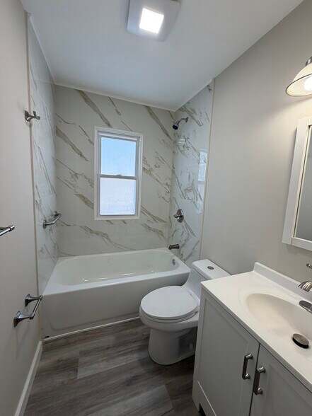 Building Photo - 16 Fordyce Ct