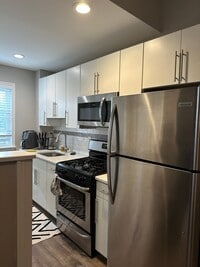 Building Photo - 804 N 16th St