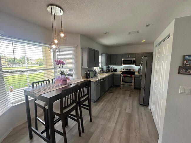 Building Photo - 3697 Miramontes Cir