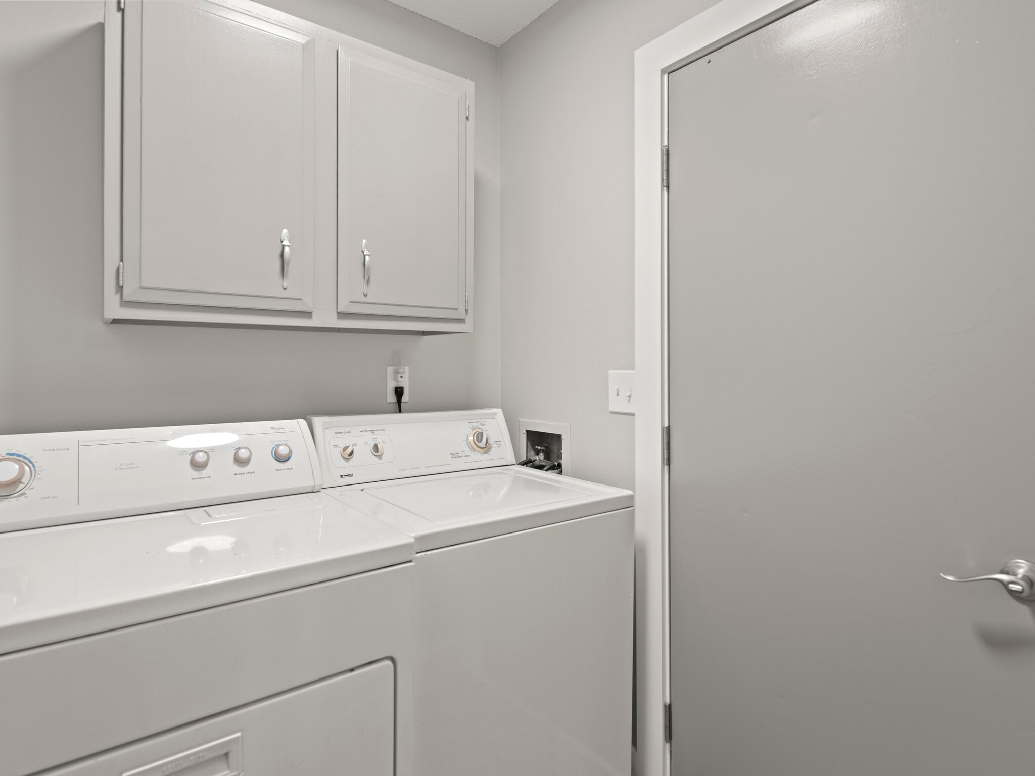 Building Photo - 28 Turnberry Dr