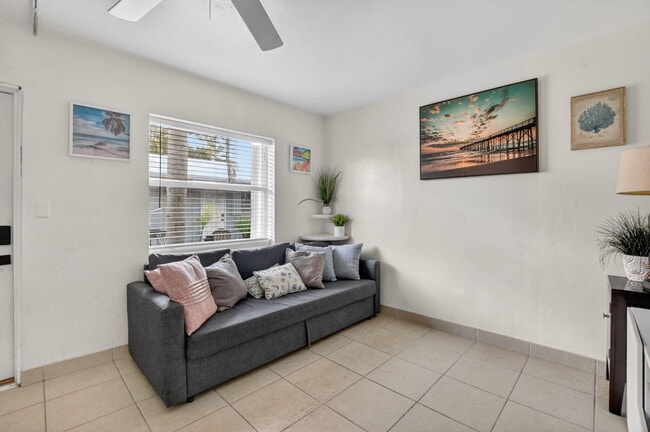 Building Photo - 1932 NE 7th St