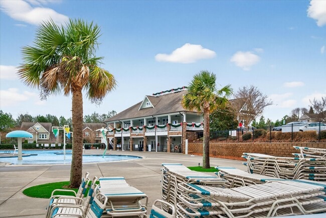 Building Photo - 7481 Hartsfield Dr