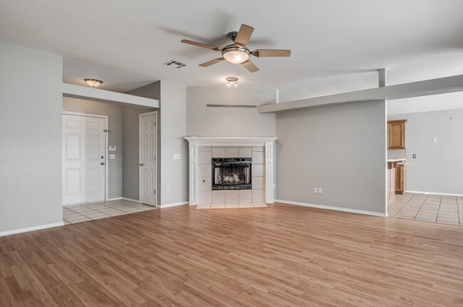 Building Photo - 1717 Briarcreek
