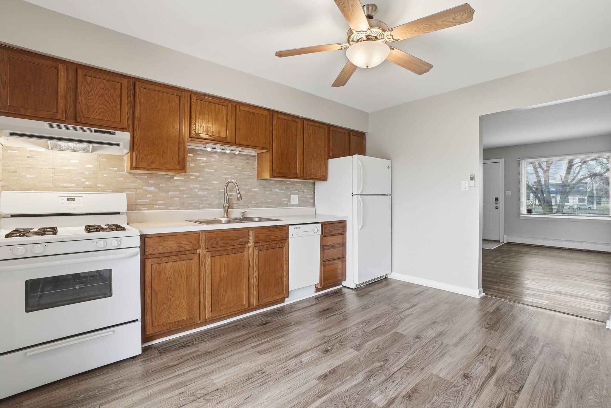 Building Photo - 431 Filweber Ct