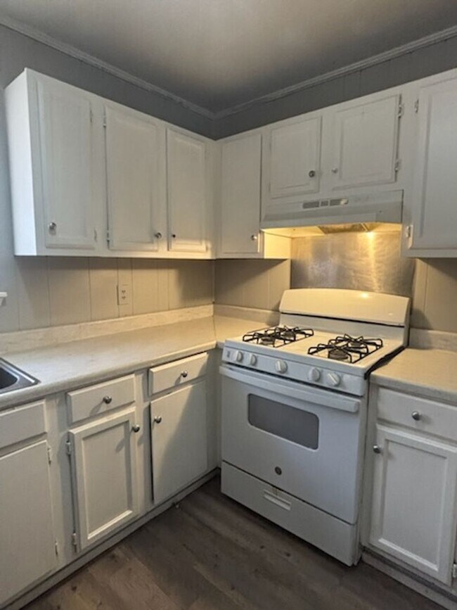 Building Photo - 6716 George Washington Dr