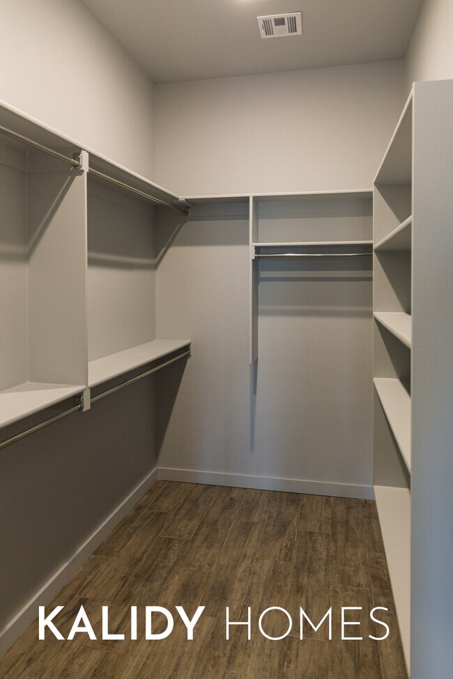 Building Photo - 512 Remington Ave