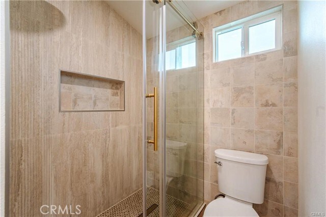 Building Photo - 236 Mission Dr