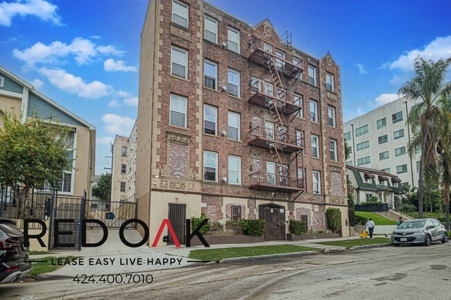Building Photo - 974 S Gramercy Pl
