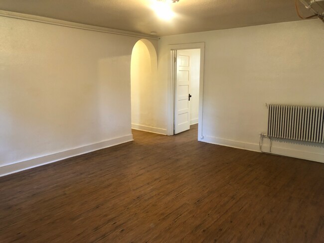 Building Photo - 1200 W Magnolia St
