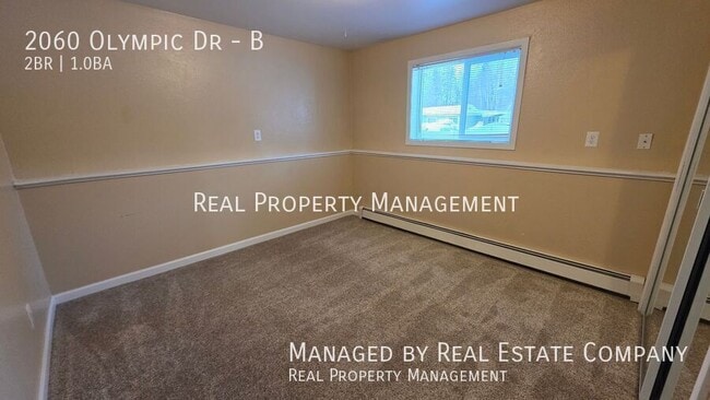 Building Photo - 2060 Olympic Dr