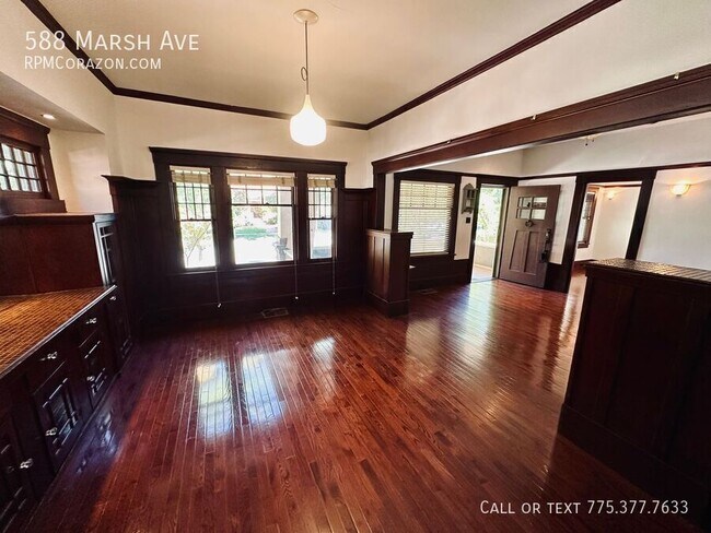 Building Photo - 588 Marsh Ave