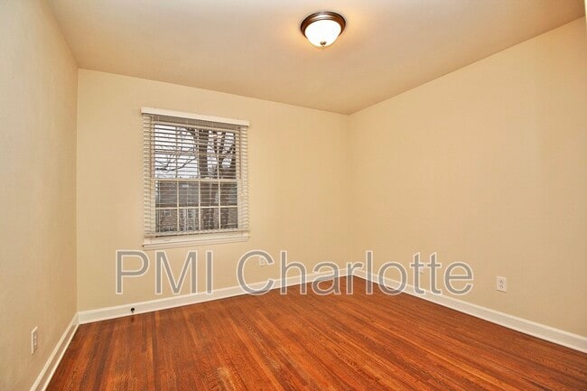 Building Photo - 4317 Walker Rd