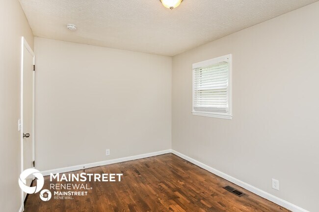 Building Photo - 2309 Stephens Cir
