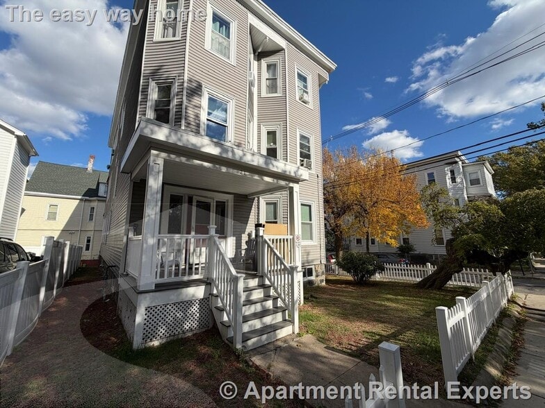 Building Photo - 21 Jaques St