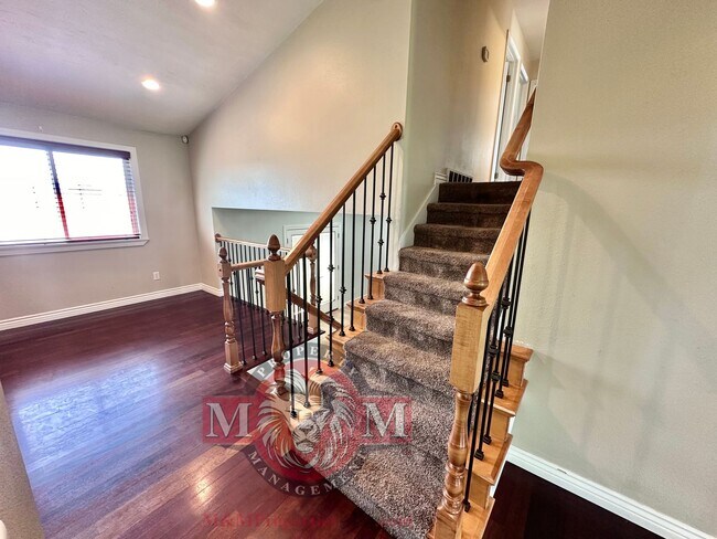 Building Photo - 12128 Woodridge Rd