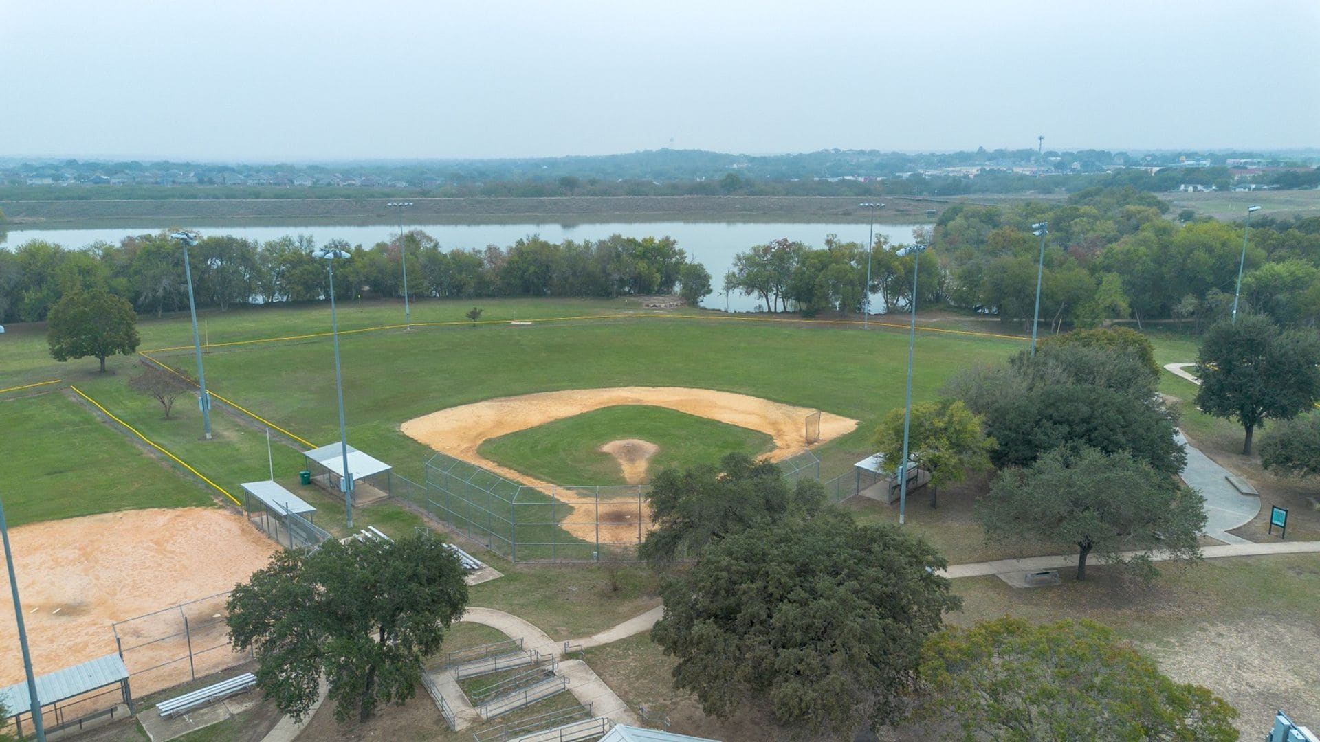 Building Photo - 11702 Welcome Dr